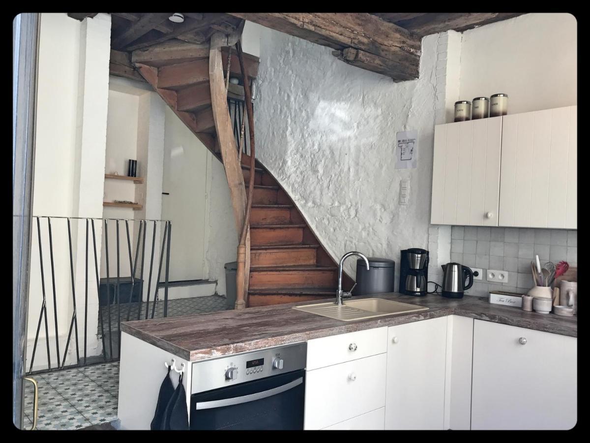 Cosy House Near Market Брюгге Экстерьер фото